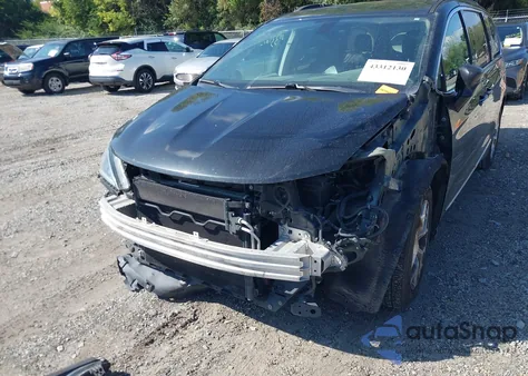 2017 Chrysler Pacifica Touring-L из США, поврежденный, VIN 2C4RC1BG4HR668027